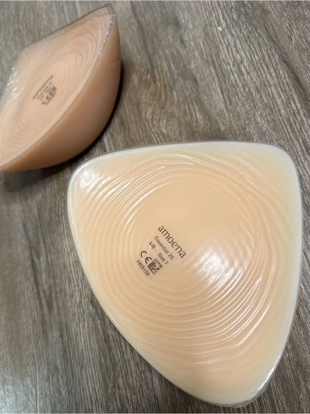 Amoena Essential 2S Model 440 Silicone Breast Forms Bra Inserts size 7